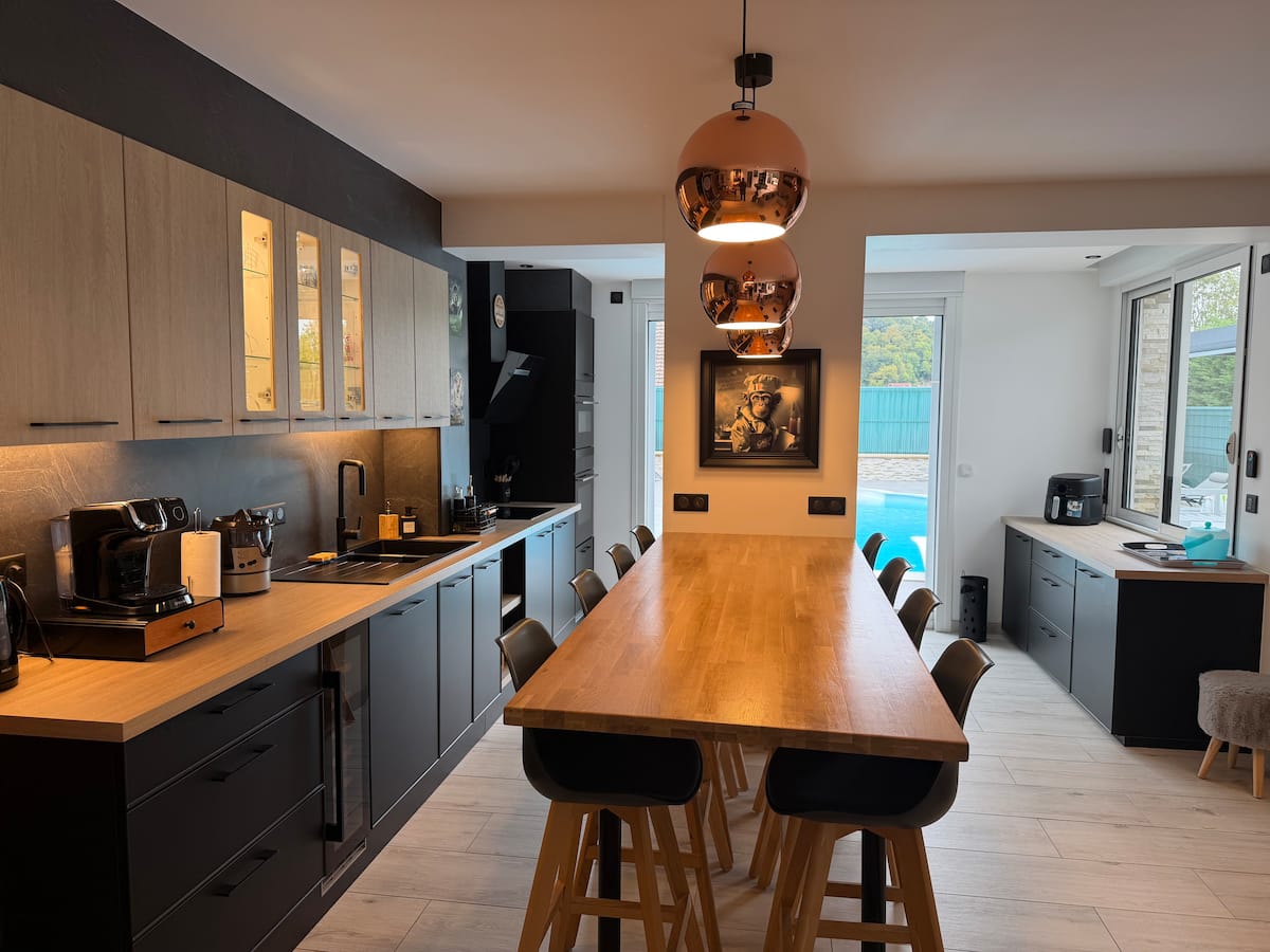 Fully equipped kitchen